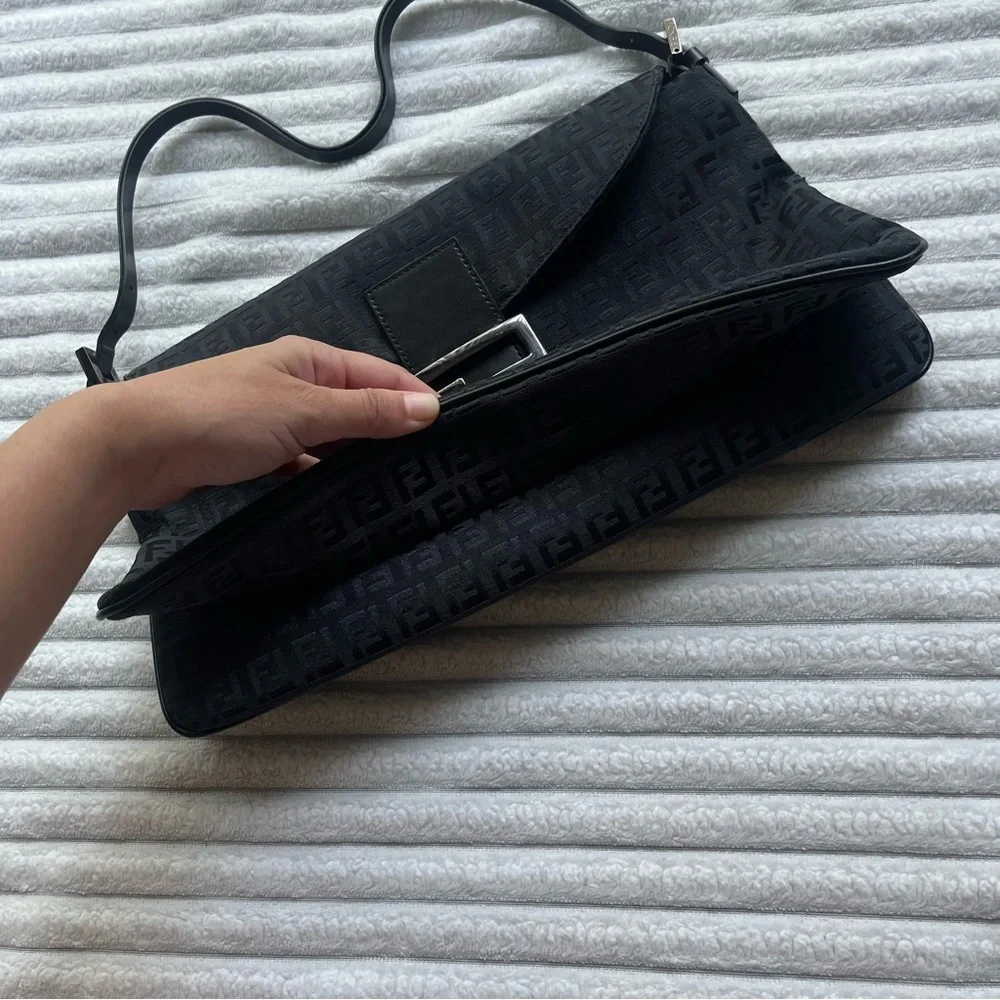 Vintage Fendi Purse - Picture 11 of 14